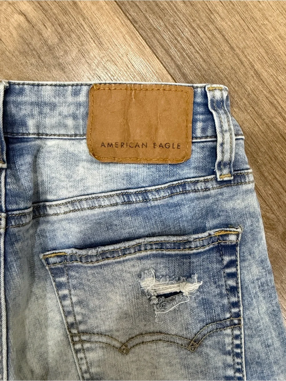 American Eagle Outfitters Light Wash Distressed Skinny Jeans